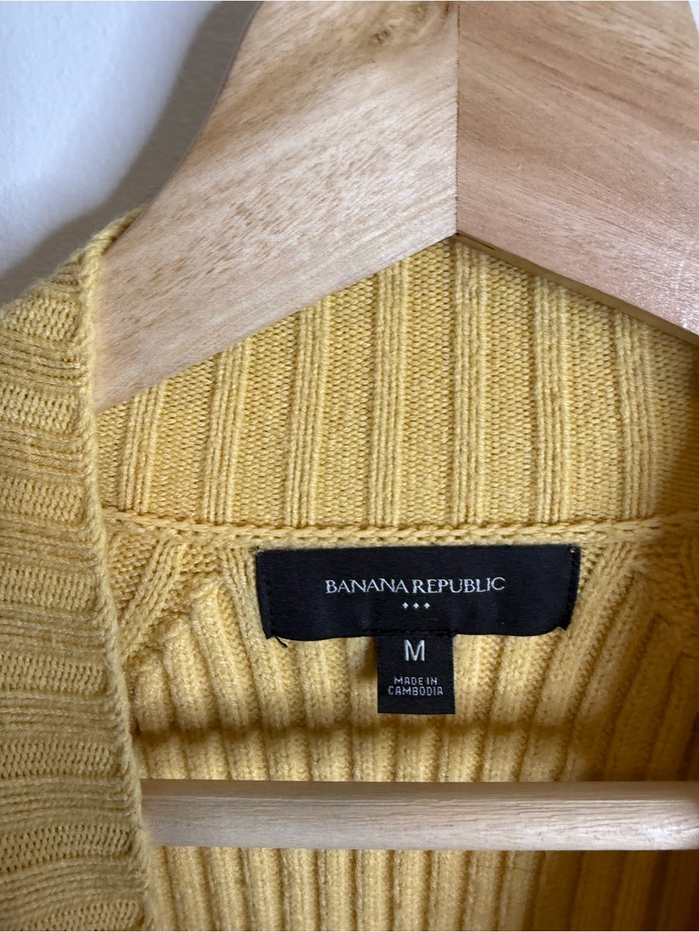 Banana Republic Yellow Ribbed Sweater medium - Picture 5 of 8